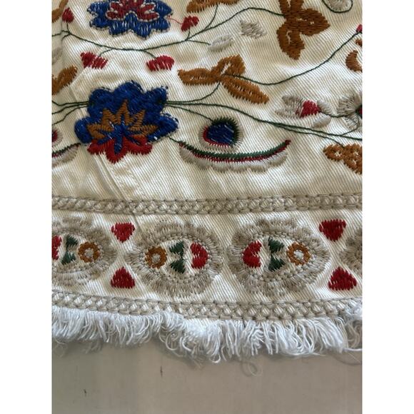 UMGEE Sz Large White Denim Mini Skirt Floral Embroidered Birds Boho Raw Hem Fall - Picture 5 of 13